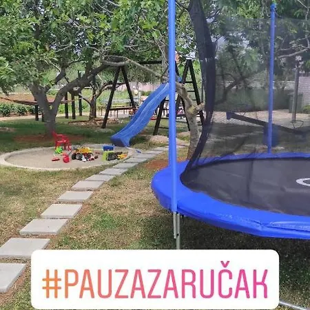 Apartment In Zaton *